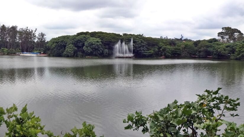 Parte desse sucesso está diretamente ligada à sua infraestrutura robusta. Campinas é cortada por algumas das principais rodovias do país e conta com o Aeroporto Internacional de Viracopos, um dos mais importantes do Brasil no transporte de cargas, com potencial para se consolidar como um dos maiores hubs logísticos da América Latina. / Wikimedia Commons/Raphael Henrique Figueira