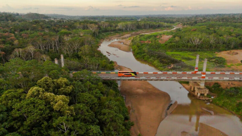Durante os cinco dias de estrada, os passageiros cruzam cerca de 30 cidades / Marcos Vicentti/Secom