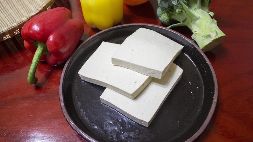 Tofu é uma ótima dica para incluir na alimentação - 621hjmit/Pixabay