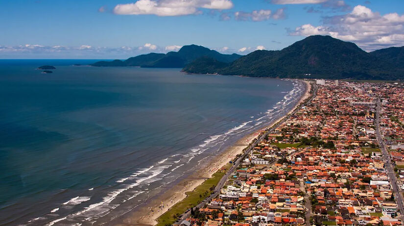 O fenômeno foi observado nas praias de Guaecá e do Segredo, em São Sebastião, nos dias 13 e 14 de março / Foto: Nair Bueno/DL
