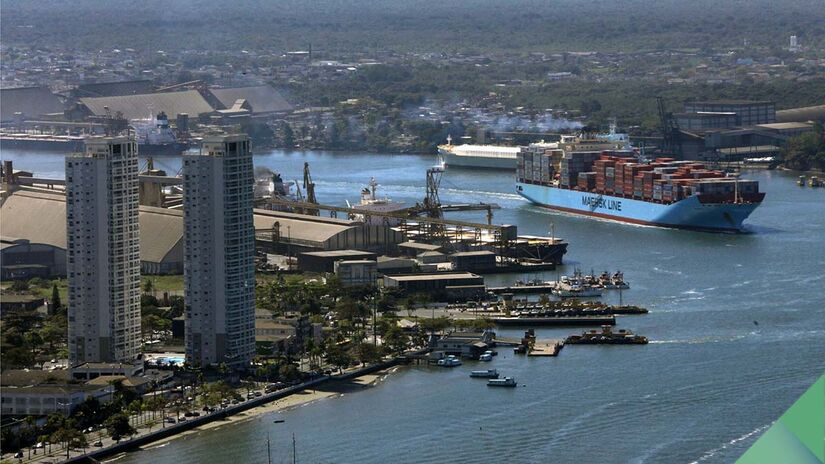 Estamos falando do Porto de Santos, o maior complexo portuário da América Latina