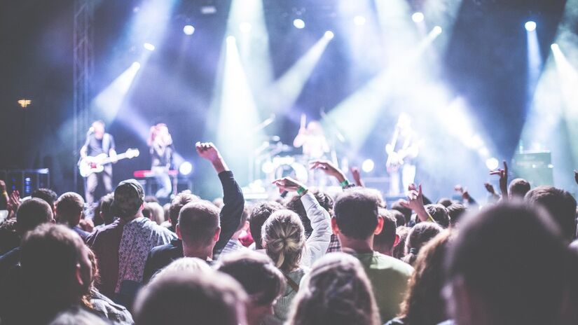 O mercado de festivais e shows no Brasil pode ganhar um novo e forte concorrente / Pixabay