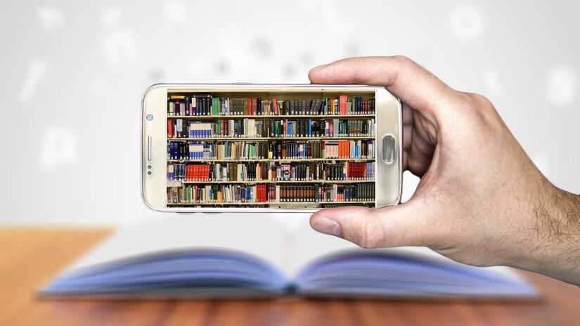 A internet cada dia mais tem um papel importante no desenvolvimento da língua falada / Pixabay