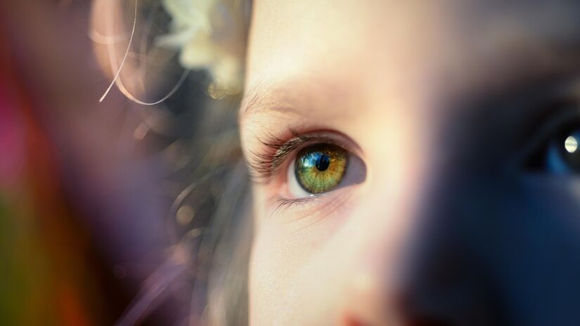 Ao migrarem para regiões mais ao norte, com menos sol, a pele foi clareando para facilitar a absorção de vitamina D / Pixabay