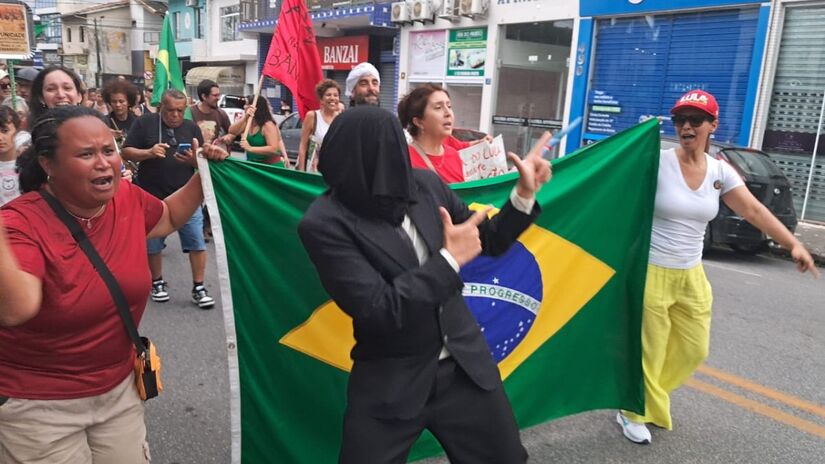 Ato foi contra a anistia e a PEC da blindagem / Márcio Ribeiro/DL