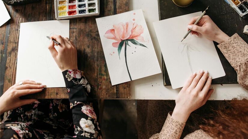 Estudos indicam que pessoas com vidas sociais ativas tendem a viver mais e a ter uma saúde melhor - Pexels