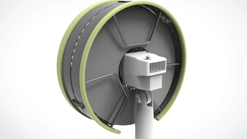 Protótipo do KYL acoplado ao ventilador de pedestal, funcionando como alternativa acessível ao ar-condicionado/ Divulgação