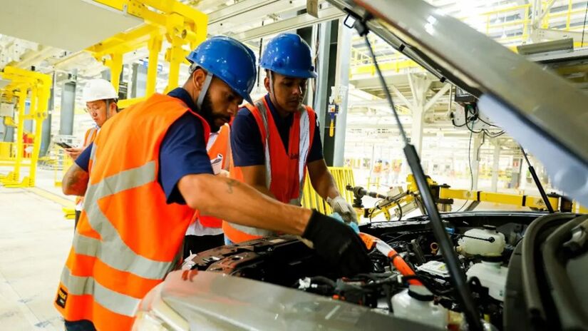 A expansão da montadora deve gerar cerca de 20 mil empregos diretos e indiretos, impulsionando a economia brasileira/ Divulgação
