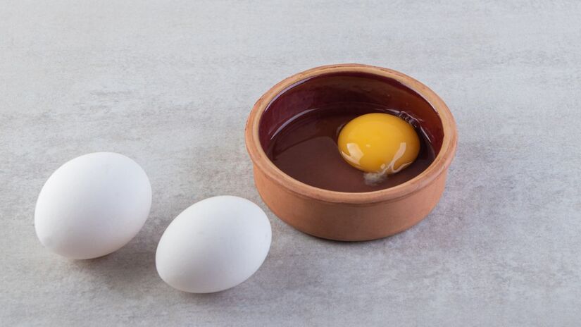 O método é ideal para preparar porções individuais, sem sobras ou desperdícios/ BalashMirzabey/Freepik