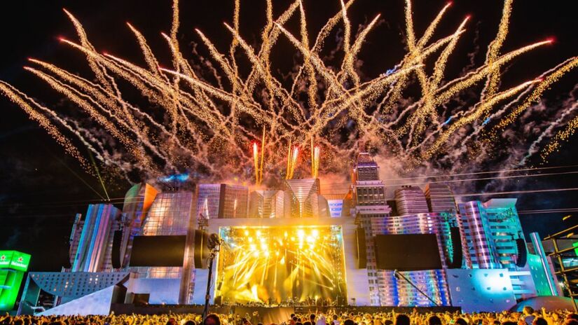 Entre os headliners confirmados estão o rapper Travis Scott, a banda Green Day, a boyband Backstreet Boys e as popstars Mariah Carey e Katy Perry/ Divulgação
