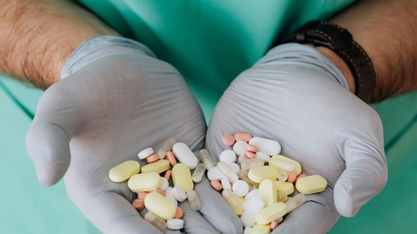 Nos episódios de envenenamento acidental, os principais agentes foram analgésicos e medicamentos para dor, febre e inflamação (2.225 casos) / Pexels
