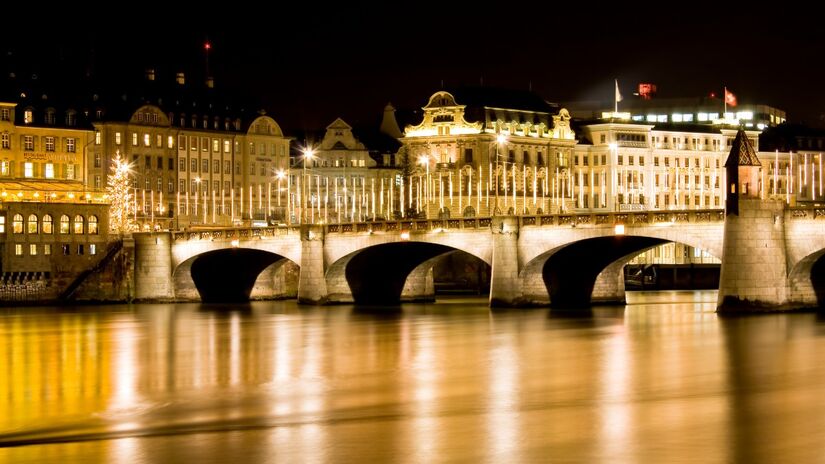 A Ponte Mittlere sobre o rio Reno / son_gismo/Wikimedia Commons