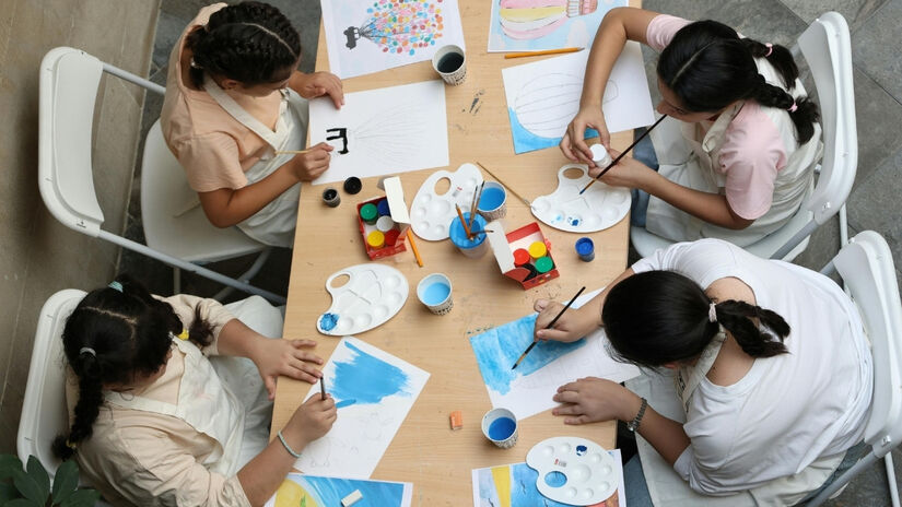 Atividades artísticas e em grupo também são fortemente recomendadas / Pexels