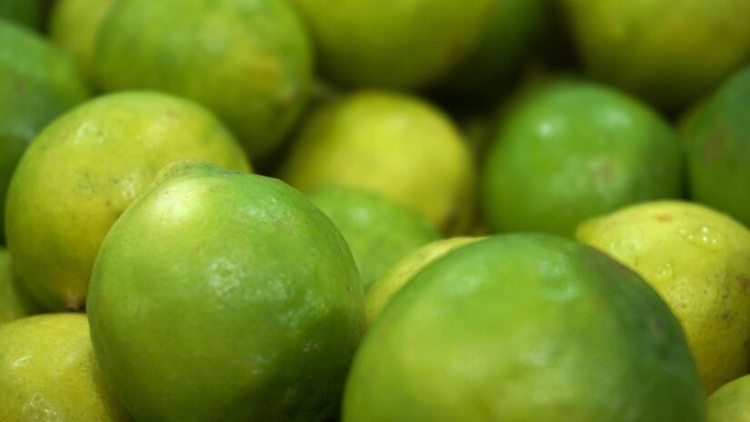 O limão é uma das frutas mais populares / Pexels