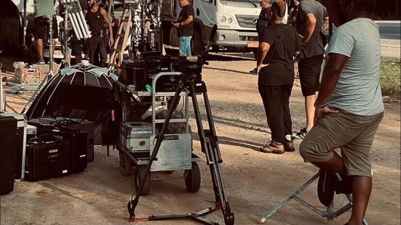 Bastidores da nova versão de Carga Pesada (Reprodução/Instagram)