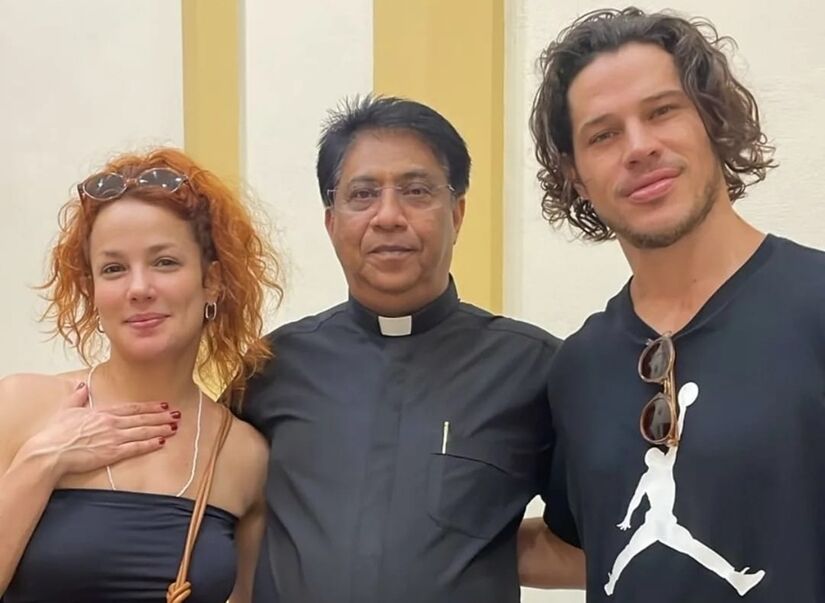 José Loreto visitou a Catedral de Santos e fez pedido à Nossa Senhora de Monte Serrat (Reprodução/Instagram)