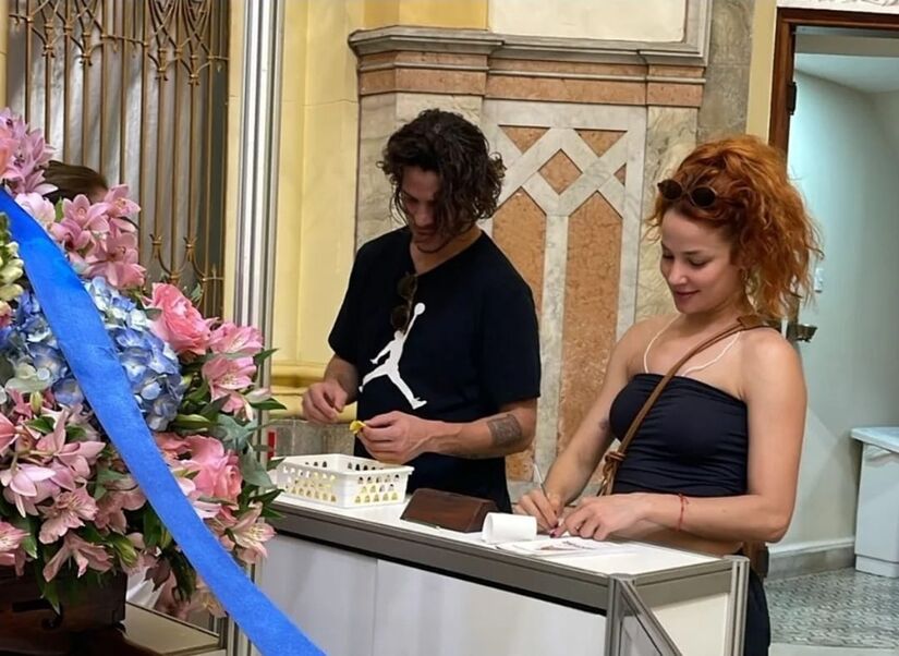 José Loreto visitou a Catedral de Santos e fez pedido à Nossa Senhora de Monte Serrat (Reprodução/Instagram)