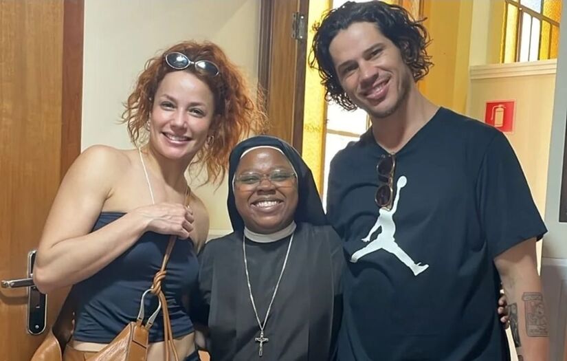 José Loreto visitou a Catedral de Santos e fez pedido à Nossa Senhora de Monte Serrat (Reprodução/Instagram)