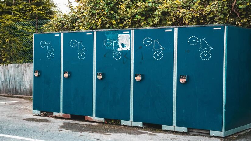 No caso do papel, alguns sanitários públicos contam com uma tecnologia similar nos dispensadores de papel higiênico (Lisa from Pexels/ Pexels)