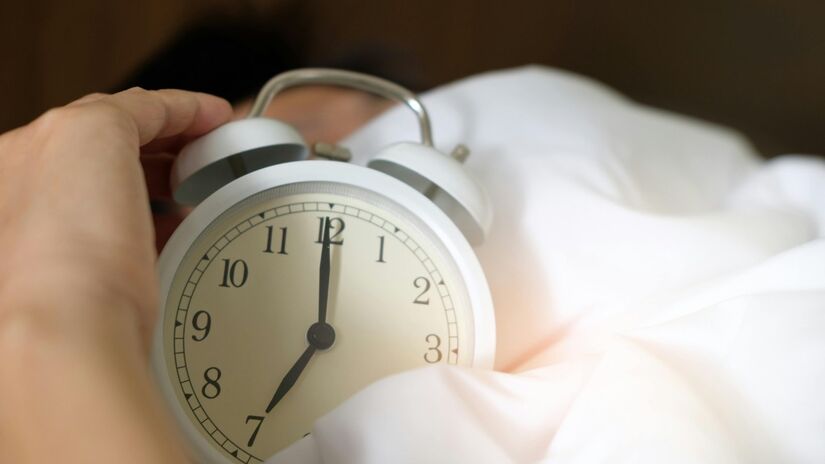 Entre os processos regulados pelo Ciclo Circadiano estão os fisiológicos e comportamentais, como os ciclos de sono-vigília, a produção hormonal a temperatura corporal e metabolismo / Pexels