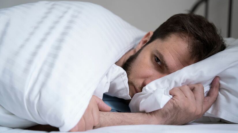 Em muitos casos, os sonhos funcionam como um espaço seguro para reviver lembranças, ouvir palavras não ditas ou imaginar situações que não ocorreram em vida