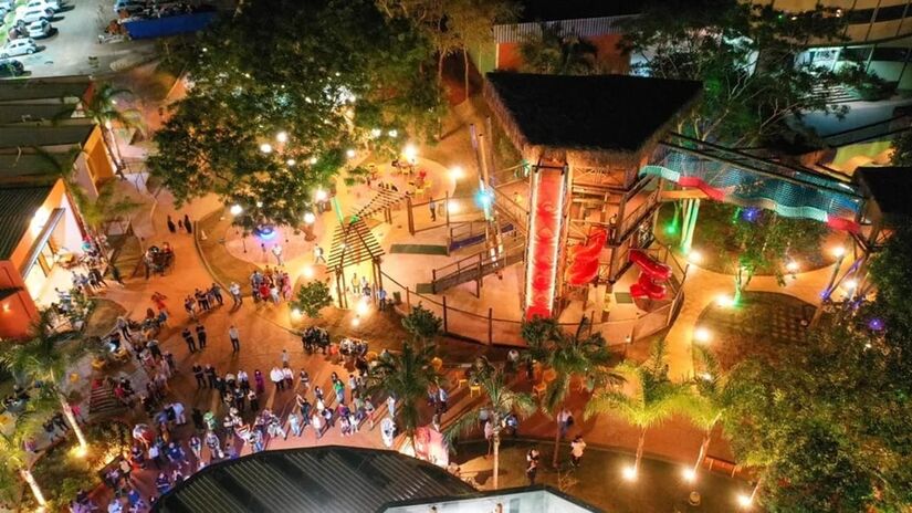 A 'Vila Guarani' é um dos espaços mais populares da 'Orlando Brasileira', aos quais sempre são visitados (Vila Guarani/Divulgação)