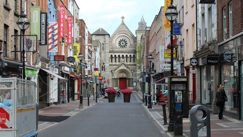 A Irlanda possui cidades icônicas com diversas atrações / Pixabay