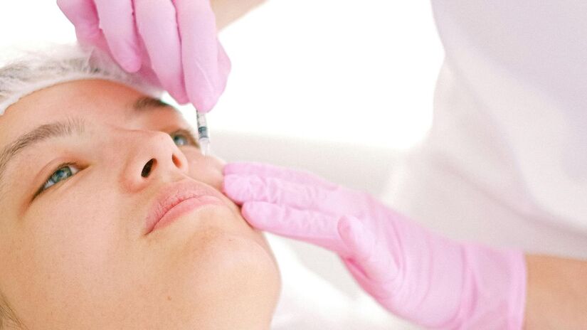 O efeito é temporário durando em torno de três a seis meses, para um efeito melhor o botox deve ser reaplicado - Pexels

