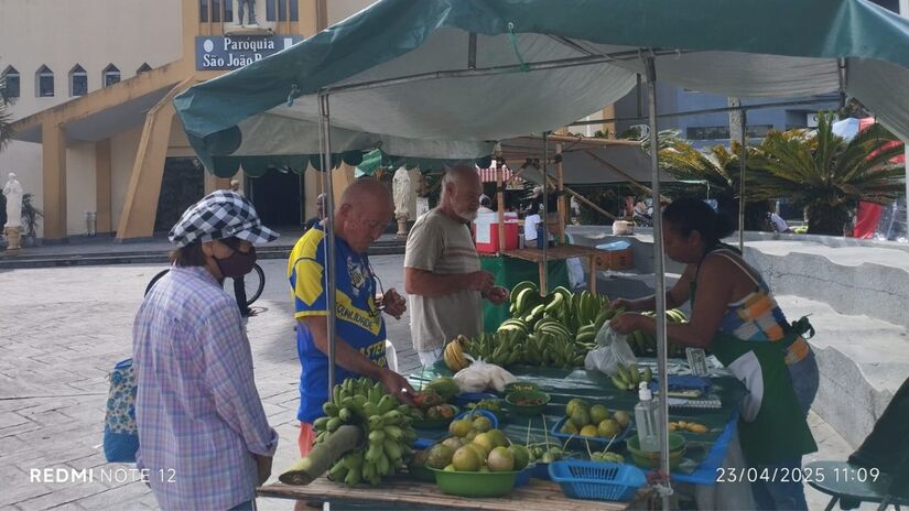 Famílias agricultoras de Peruíbe colhem frutos de um projeto que transforma vidas / Divulgação