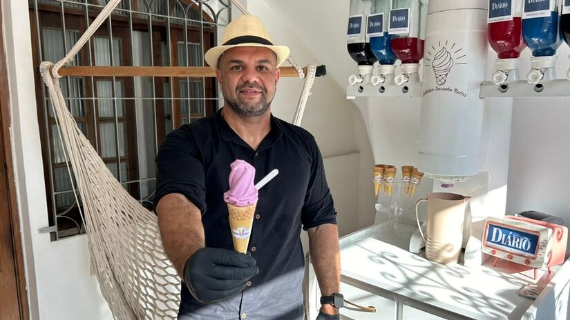 Levi Nunes, que também é funcionário público, apostou em um produto que desperta lembranças afetivas (Julia Macêdo/DL)