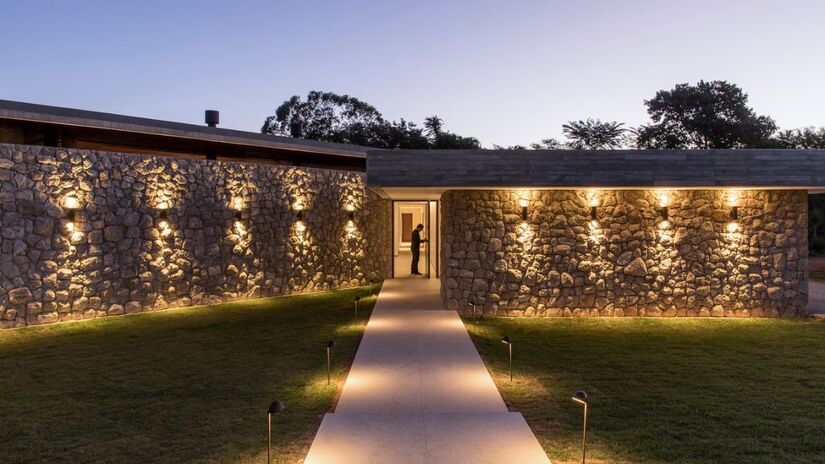 Casa das Pedras/Hueb Ferreira Arquitetos - Reprodução/Maíra Acayaba