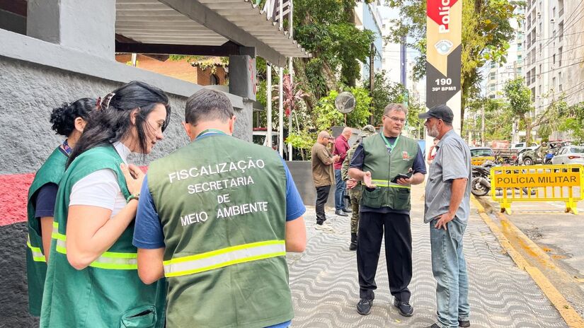 Força-tarefa em São Vicente fechou adega clandestina durante operação contra bebidas adulteradas / Divulgação/PMSV