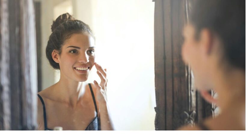 Evite o contato do produto com os olhos. Se o produto entrar em contato com os olhos, lave-os com água corrente por, pelo menos, 15 minutos - Pexels