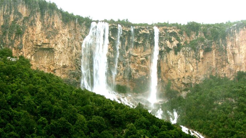 Cachoeiras da Sardenha, paisagens naturais que revelam a beleza selvagem da ilha / Roberto Mura/Wikimedia Commons