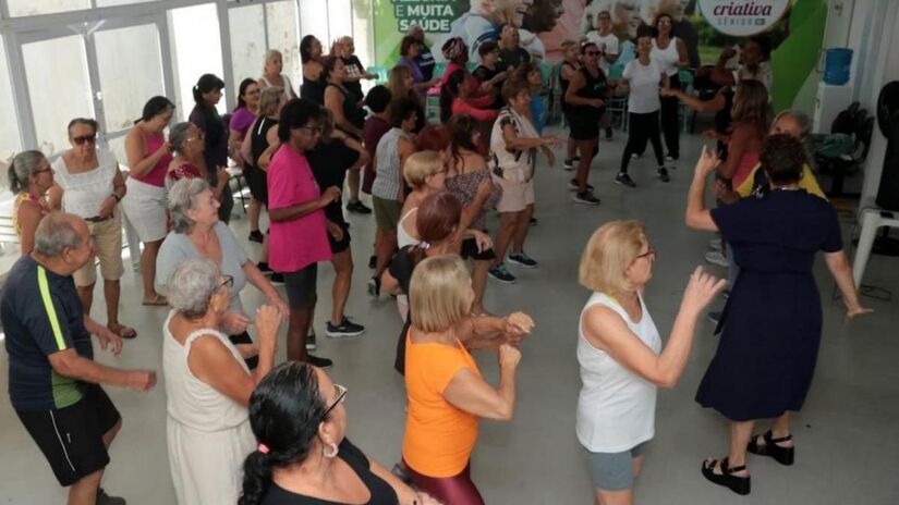 Oficinas artísticas, cursos gratuitos e aulas de dança, pilates e ginástica atendem todas as idades/Divulgação/PMS