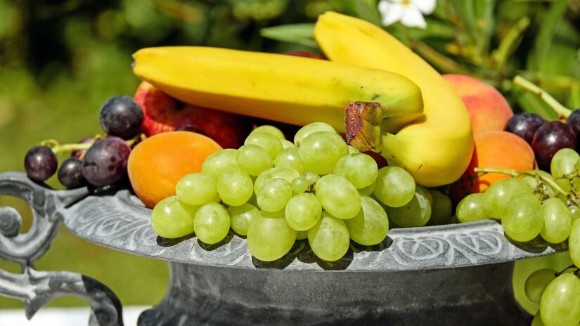 Frutas frescas são ricas em vitaminas e minerais essenciais / Pixabay