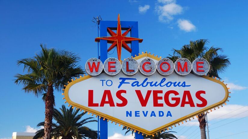 Julho marcou o sétimo mês consecutivo de queda no número de turistas em Las Vegas, com 12% a menos que em 2024/Freepik