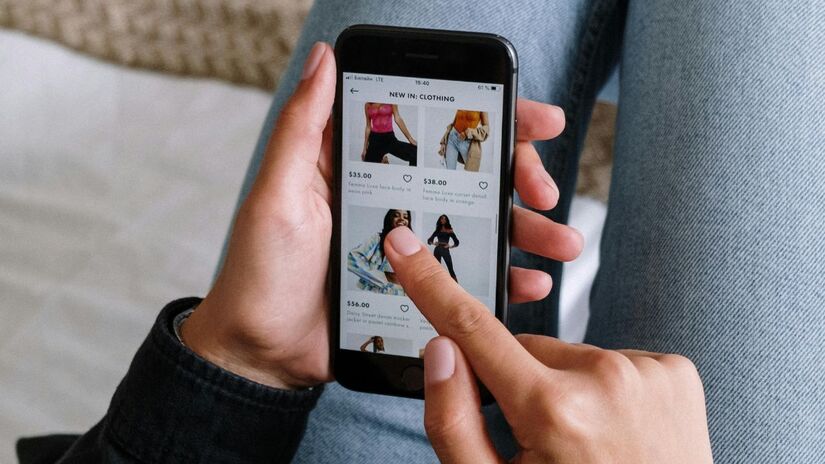 Avaliações de outros consumidores ajudam a garantir que o produto será entregue corretamente/Pexels