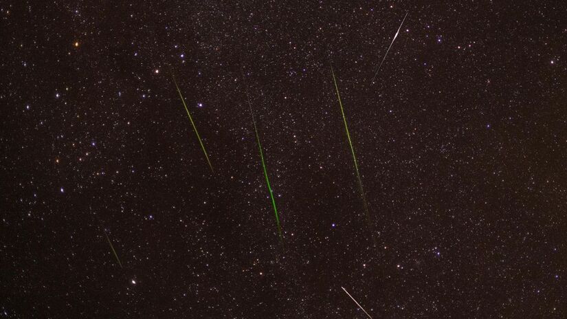 Os detritos que formam a Orionídeas vêm do cometa Halley, que passa pela Terra a cada 75-76 anos/Pexels