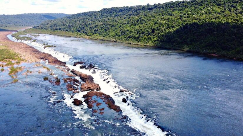 Não é permitido: 

Não é recomendado o uso de calçados com salto alto;
Sair das trilhas;
Fumar;
Realizar rituais, cerimônias e/ou ações promocionais políticas e comerciais/ Rota do Yucuma
