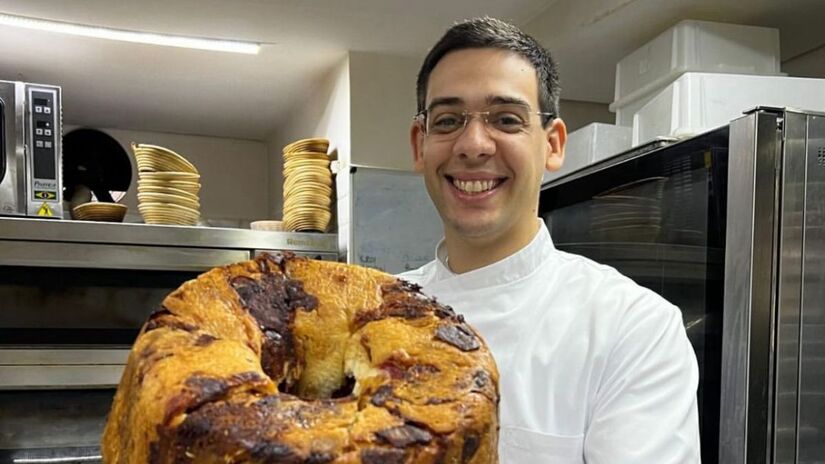 Equipe Squadra Brasile, liderada pelo cearense Brunno Malheiros, impressiona jurados com panetone de chocolate/ Instagram