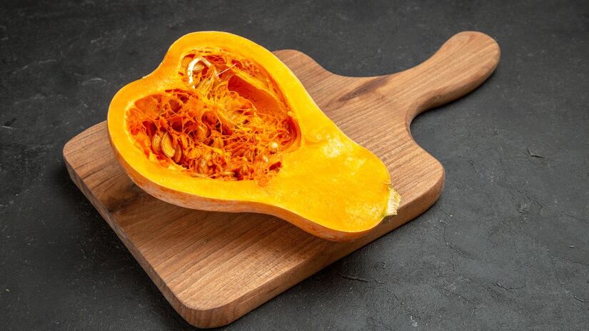 De sabor adocicado e textura cremosa, a abóbora-manteiga é versátil e rica em potássio/ KamranAydinov/Freepik