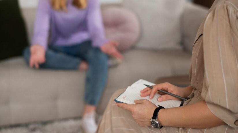 O TOC não tem cura, mas pode ser controlado com terapia e, em alguns casos, medicação/ Freepik
