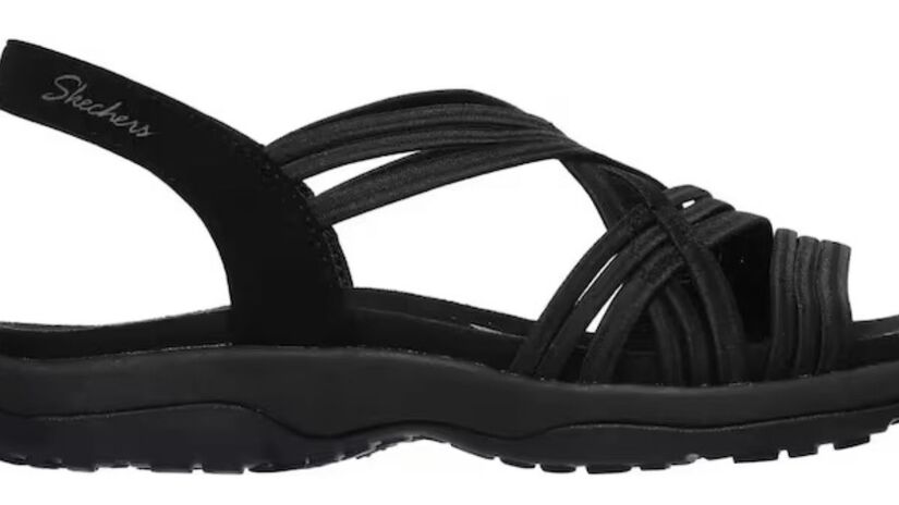 O sistema de fechamento em velcro ajustável permite um encaixe personalizado ao pé, facilitando o uso diário e proporcionando mais agilidade na hora de calçar e retirar o calçado / Skechers