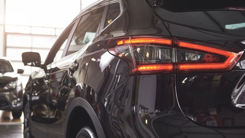 Optar por marcas como Toyota, Volkswagen e Honda pode ser uma escolha inteligente para quem busca um carro confiável e duradouro / Freepik/standret