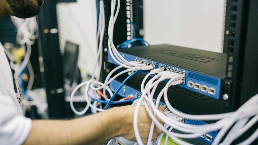 Ter um Wi-Fi estável é essencial hoje em dia, principalmente para quem trabalha ou estuda em casa / Pexels/Field Engineer