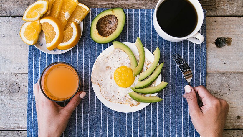 Combine seu waffle com proteínas magras - Freepik
