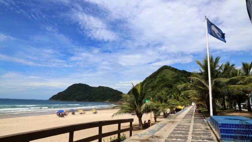 Com 60 praias e marinas certificadas, o Brasil mantém a liderança sul-americana em destinos com o selo Bandeira Azul (Divulgação/PMG)
