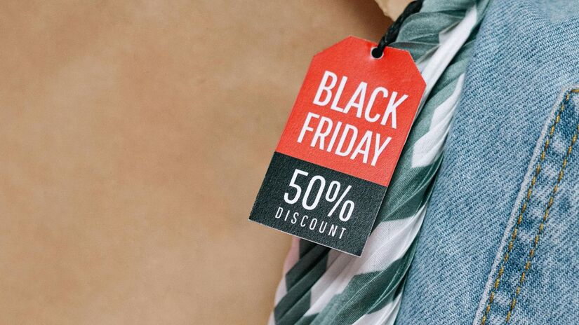 Use comparadores de preço, como o Buscapé ou Zoom, e cheque o histórico antes de fechar negócio/Pexels