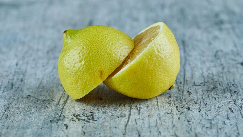 Método é ecológico e seguro, mas não substitui desinfetantes para eliminar bactérias/Freepik